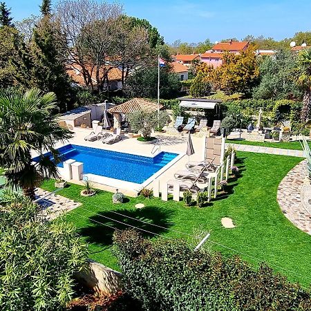 Apartment Villa Engel With Pool Poreč Eksteriør billede