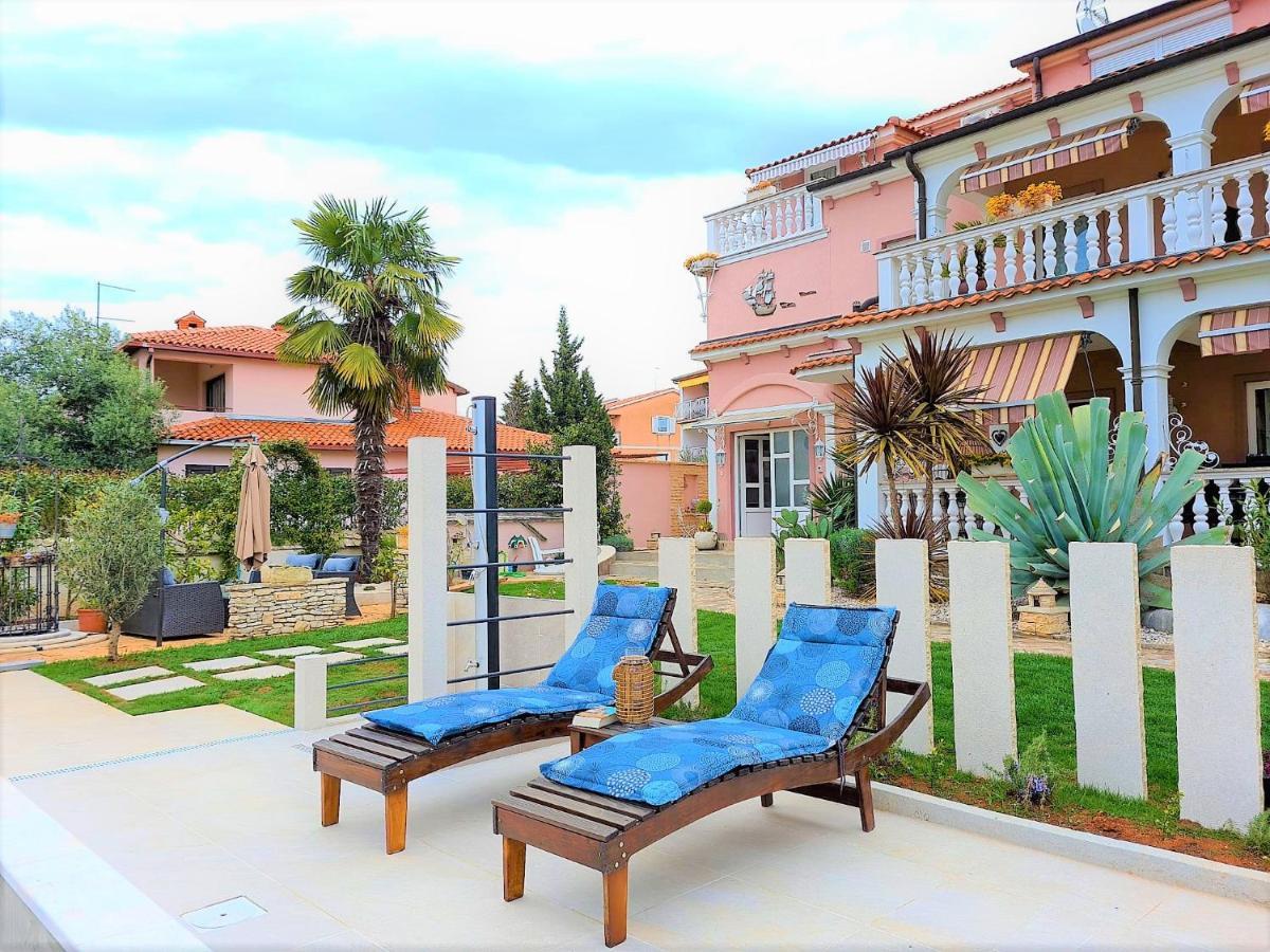 Apartment Villa Engel With Pool Poreč Eksteriør billede