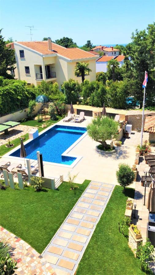 Apartment Villa Engel With Pool Poreč Eksteriør billede